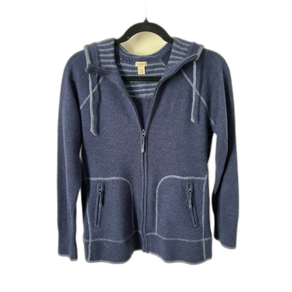 ✨L. L. Bean Merino Sweater ✨ 